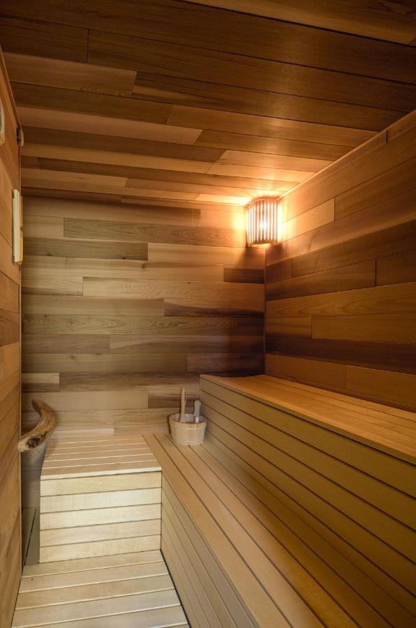 Apartman Nezichov 2 U Polocka Touzim Bagian luar foto